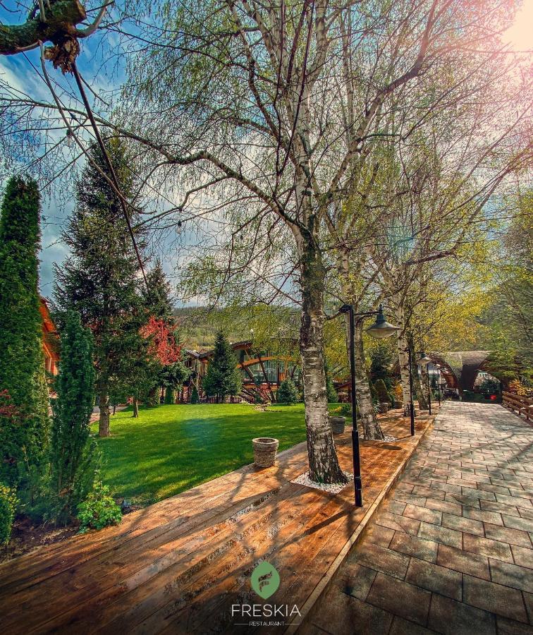 Freskia Resort Uroševac Exterior foto