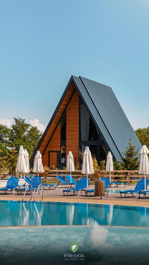 Freskia Resort Uroševac Exterior foto