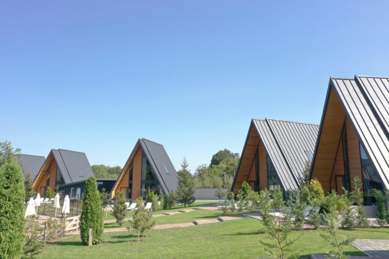 Freskia Resort Uroševac Exterior foto